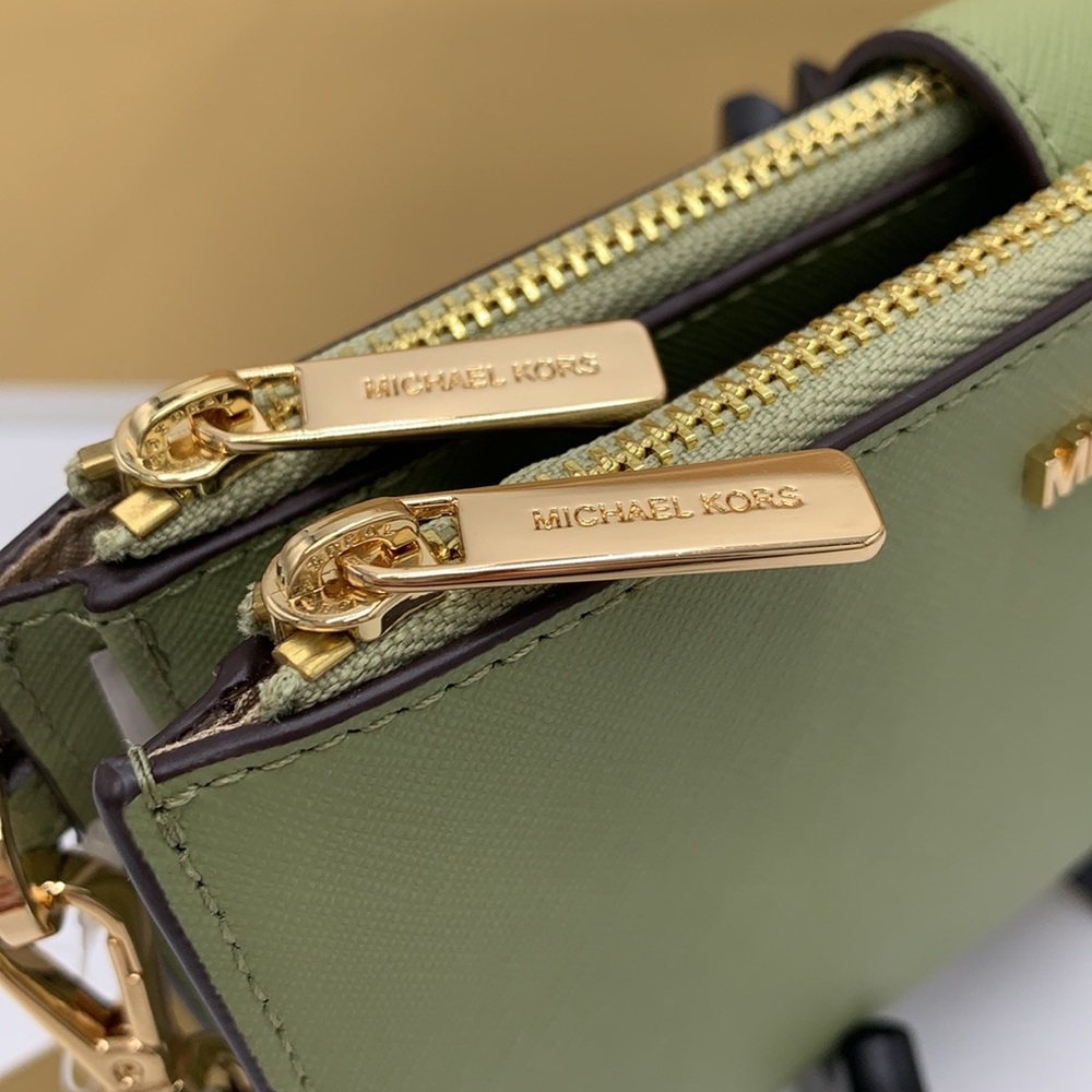 MICHAEL KORS LARGE DOUBLE ZIP WRISTLET WALLET LIGHT SAGE COLOR - Picture 10 of 12